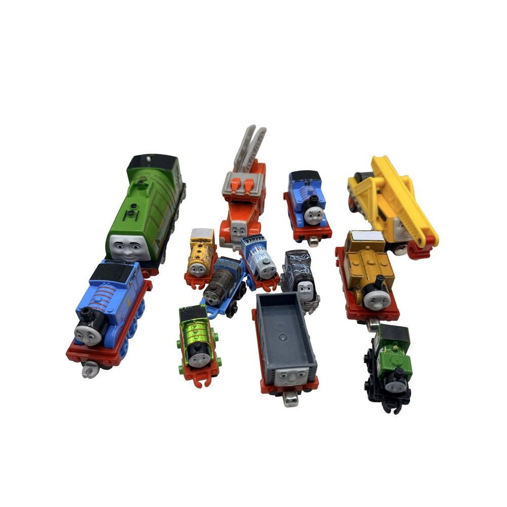 Thomas & Friends Minis Toy Train Set Die-cast Metal Plastic Magnetic Mixed Lot